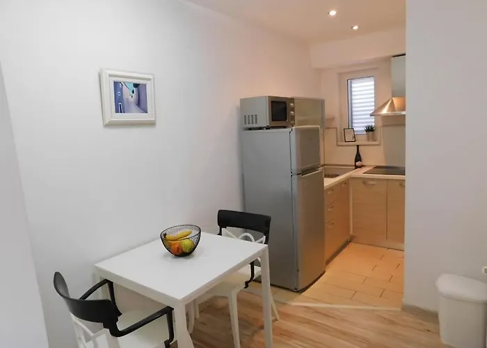 Del Mar Rab Apartamento