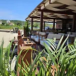 Del Mar Rab *