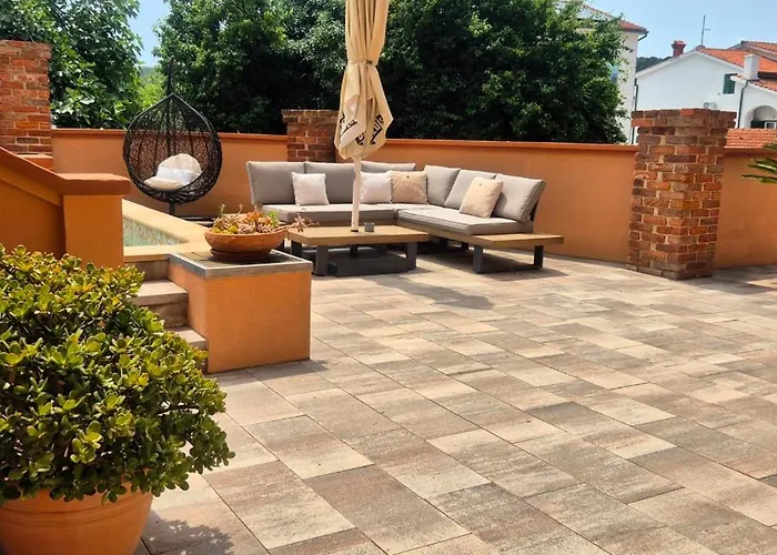 Del Mar Rab Apartamento *