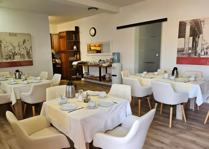 Apartamento Del Mar Rab *