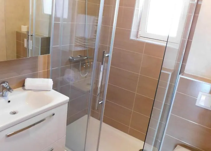 Del Mar Rab Apartamento *