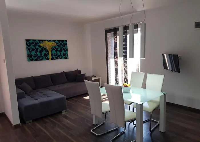 Del Mar Rab Apartamento