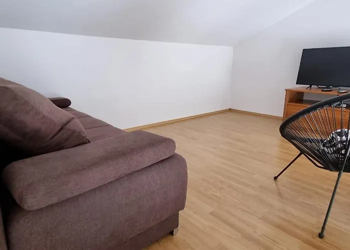 Del Mar Rab Apartamento *